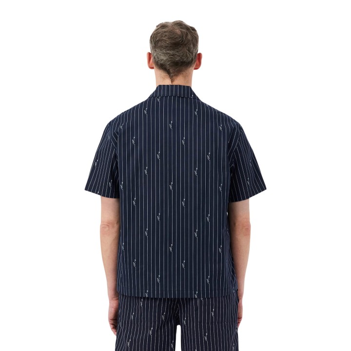 Lacoste CH2343 camisa negra de hombre vista posterior