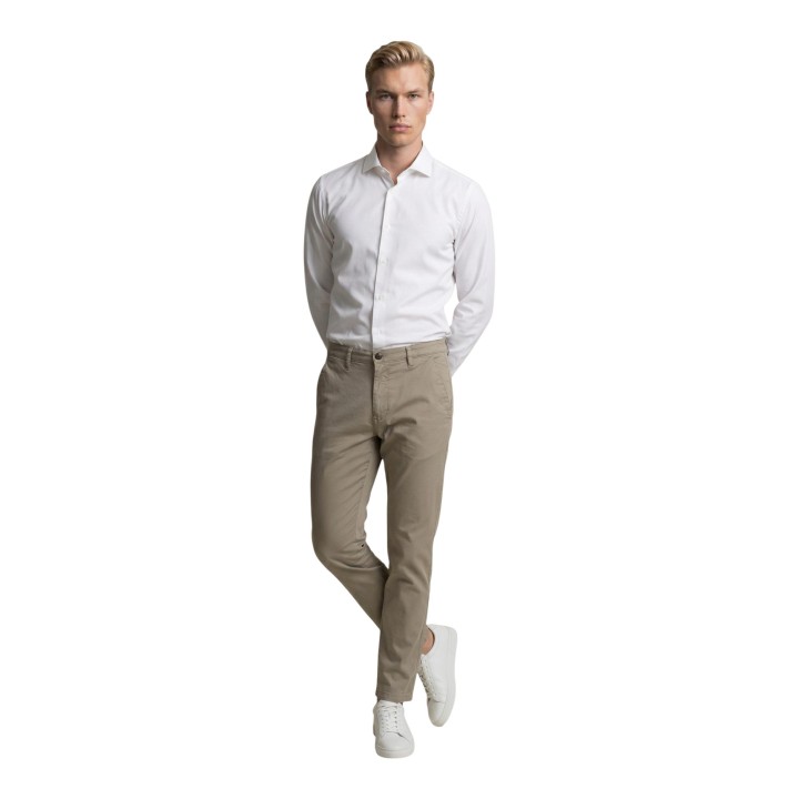 YOS camisa de hombre blanca CLASS/307 DANCE SC/265 vista tres cuartos