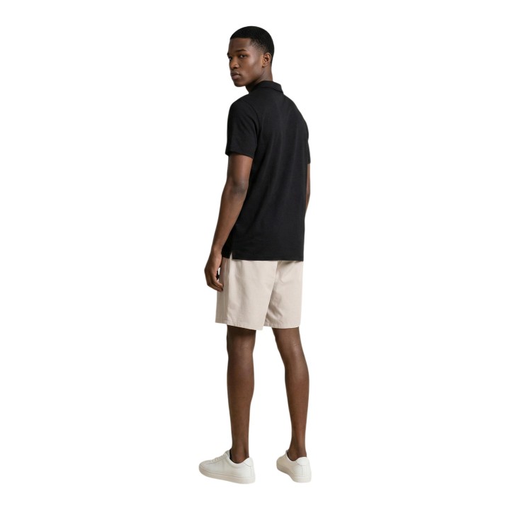 YOS camisa negra de hombre CV8106 de cupro vista posterior en tres cuartos