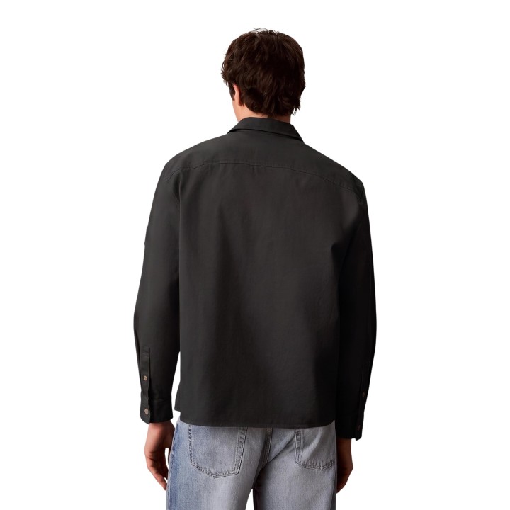 Camisa negra Calvin Klein Jeans para hombre LV04RG121G en vista posterior