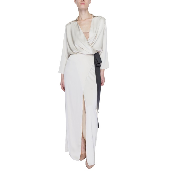 Vestido largo beige claro de mujer Sandro Ferrone S23XBDBELAMY vista frontal