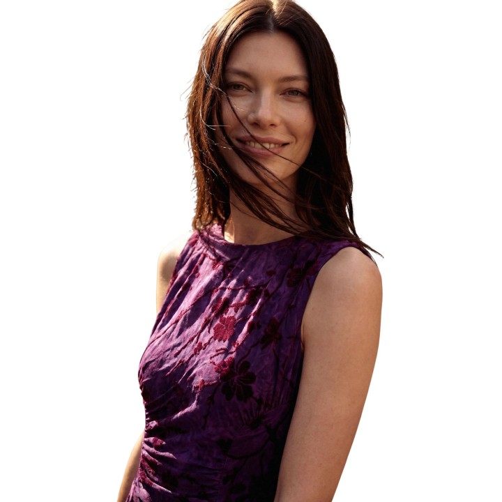 Desigual vestido de mujer violeta Alina 25WWVK33 detalle del tejido