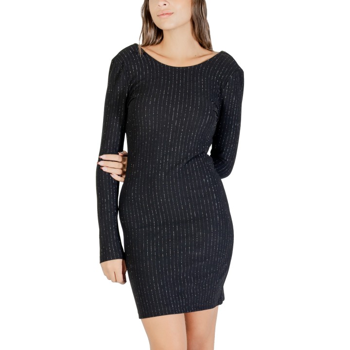 Detalle del vestido negro de mujer Jacqueline de Yong Jdymary L/S Lurex vista frontal