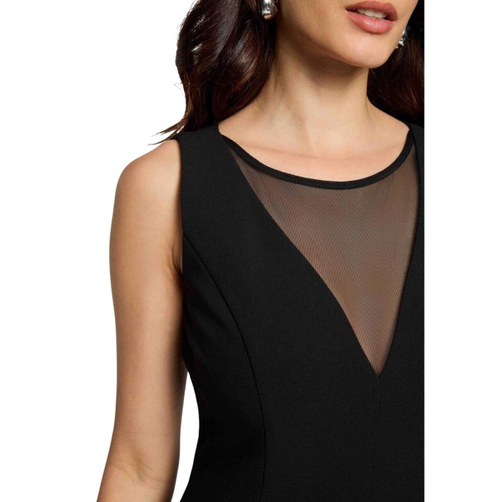 Detalle frontal del vestido de mujer negro Morgan De Toi 261-RCOEUR