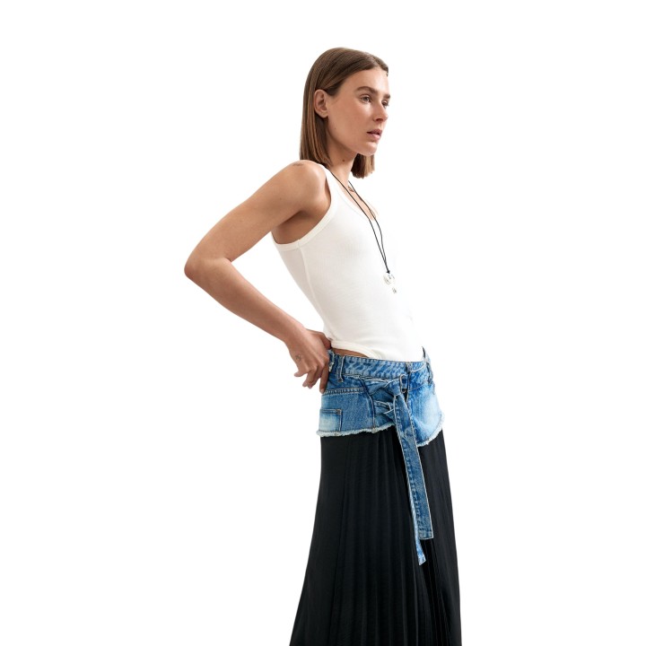 Desigual falda larga de mujer negra con detalle vaquero vista lateral