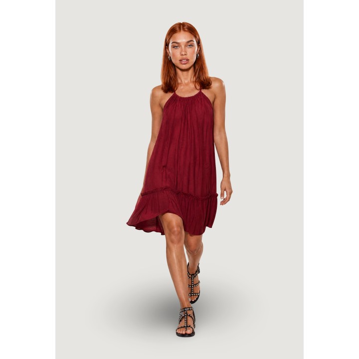 I am vestido corto bordeaux para mujer modelo 50080 vista frontal