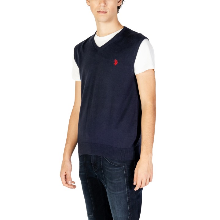 U.S. Polo Assn. chaleco de punto azul para hombre vista de tres cuartos