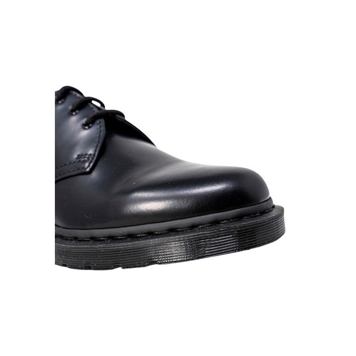 Zapato negro Dr. Martens 1461 Mono Smooth para hombre detalle del empeine y la suela