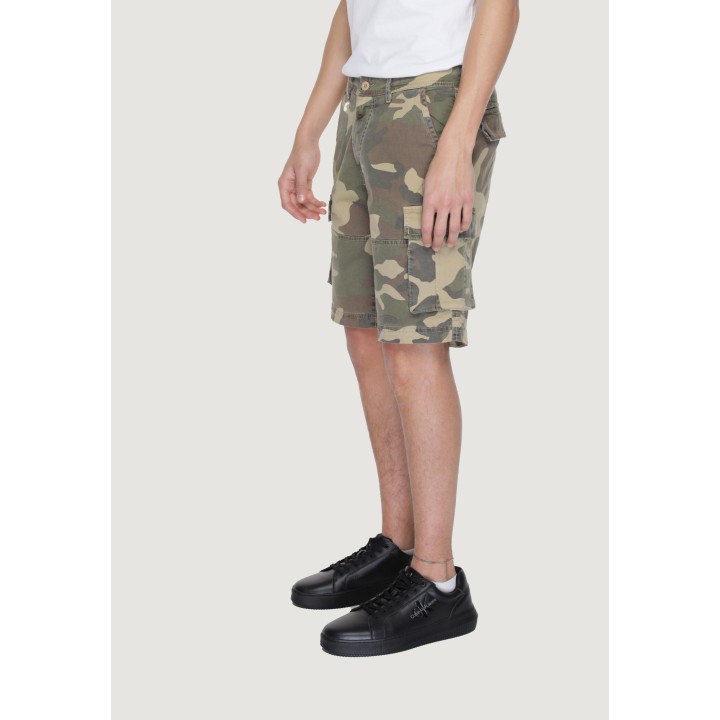 Bermuda de hombre U.S. Polo Assn. 67657 53588 en beige oscuro vista tres cuartos