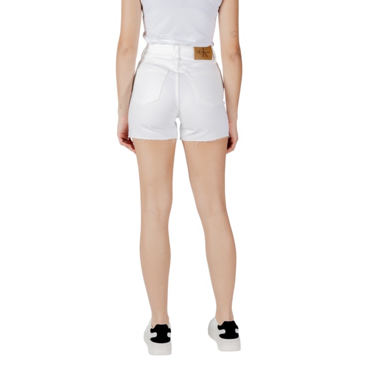 Calvin Klein Jeans pantalón corto de mujer blanco J20J225153 vista posterior