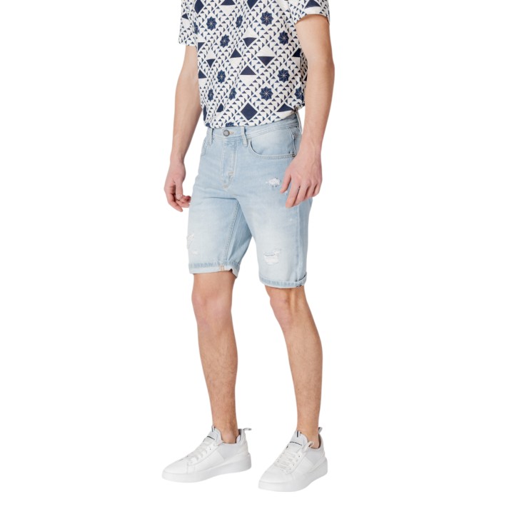 Antony Morato pantalón corto de hombre Argon slim fit en denim azul claro vista tres cuartos