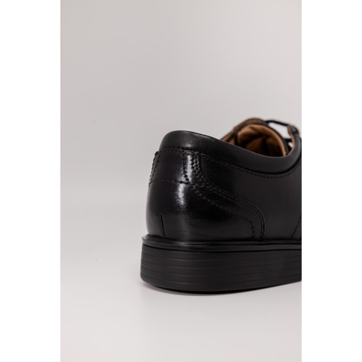 Clarks Un Aldric Lace para hombre en negro detalle posterior del zapato