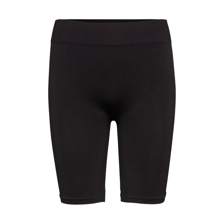 Detalle de pantalón corto seamless negro Vero Moda para mujer
