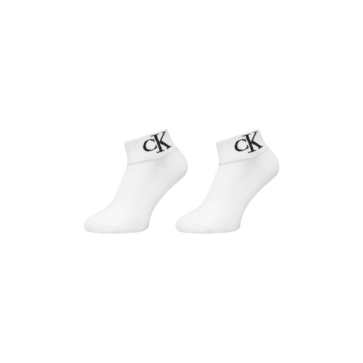 Calcetines blancos Calvin Klein Jeans para mujer vista lateral
