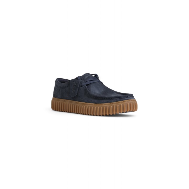 Zapato Clarks de hombre Torhill Lo azul de ante vista tres cuartos