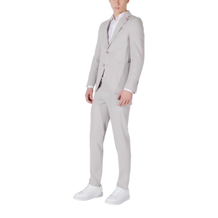 Traje de hombre Mulish BAHAMAS ABS-802 gris claro vista de tres cuartos