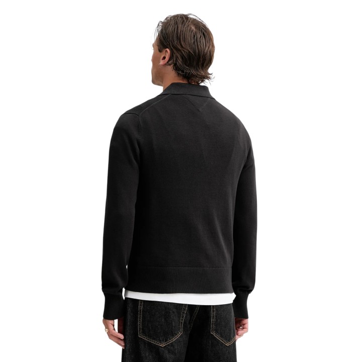 Tommy Hilfiger Jeans polo negro de hombre DM0DM20304 vista posterior