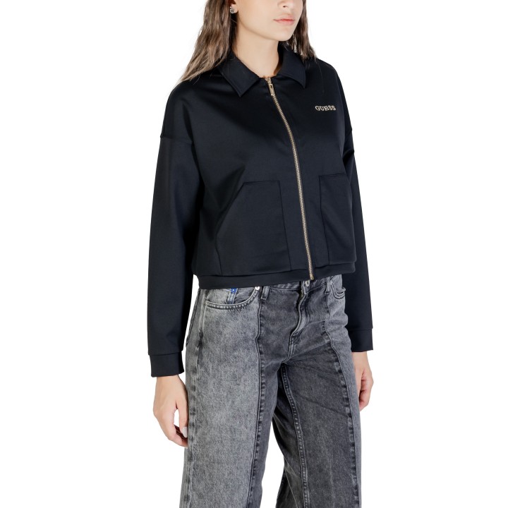 Guess Active sudadera corta negra de mujer Carla Crop Zip Jacket vista de tres cuartos