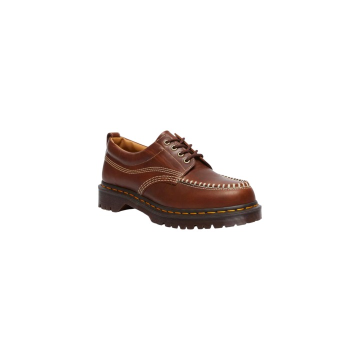 Dr. Martens Lowell Butterscotch Orleans 31817243 para hombre en cuero marrón vista tres cuartos
