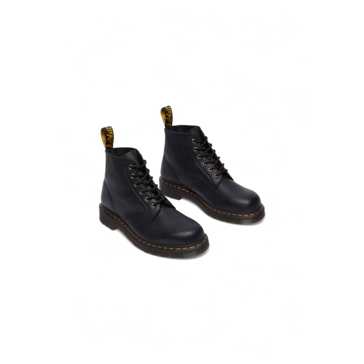Dr. Martens 101 Ub Ambassador 32166001 botines de hombre negros vista de tres cuartos