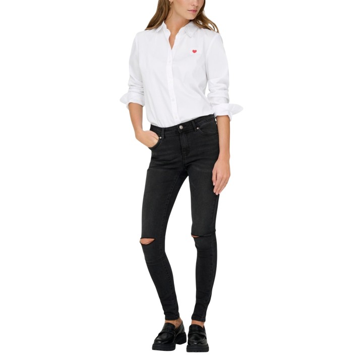 Camisa blanca de mujer Jacqueline de Yong Jdymio con bordado vista tres cuartos