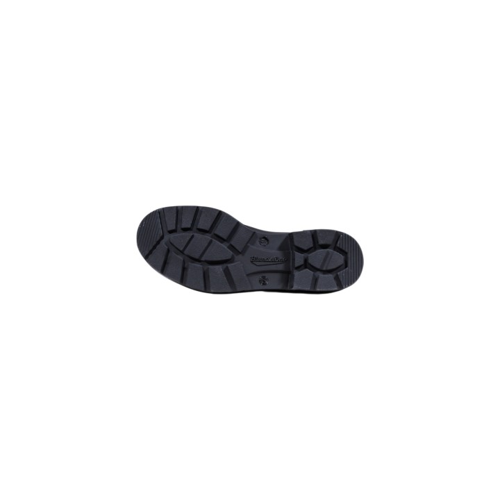 Detalle de la suela negra de la bota Blundstone 261 para hombre