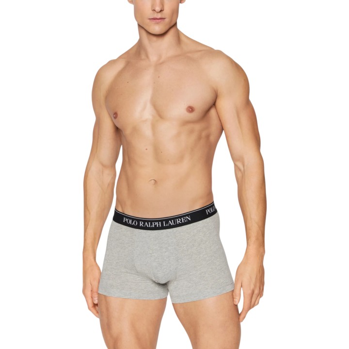 Bóxer Ralph Lauren para hombre en gris claro vista frontal sobre modelo