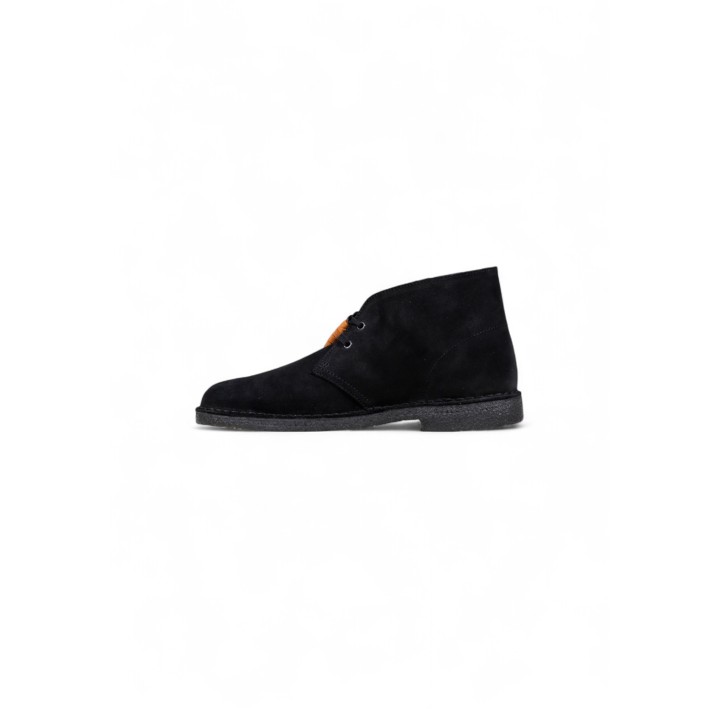 Bota Clarks Desert Boot 26155480 para hombre negra vista lateral