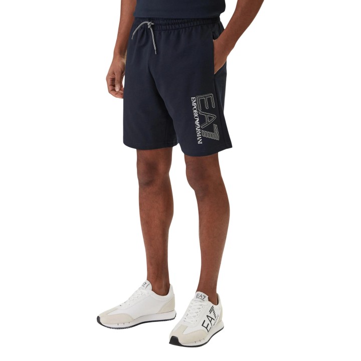 EA7 pantalón corto de hombre azul vista frontal de tres cuartos