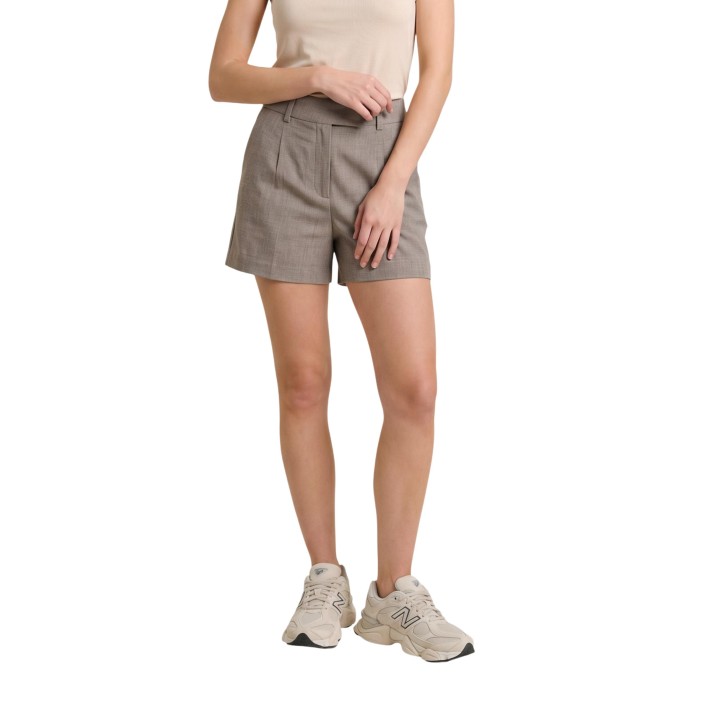 Only pantalón corto de mujer taupe Onllinda 15283727 vista frontal