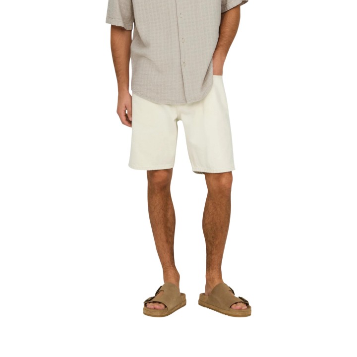 Only & Sons bermuda beige para hombre en tejido vaquero vista frontal