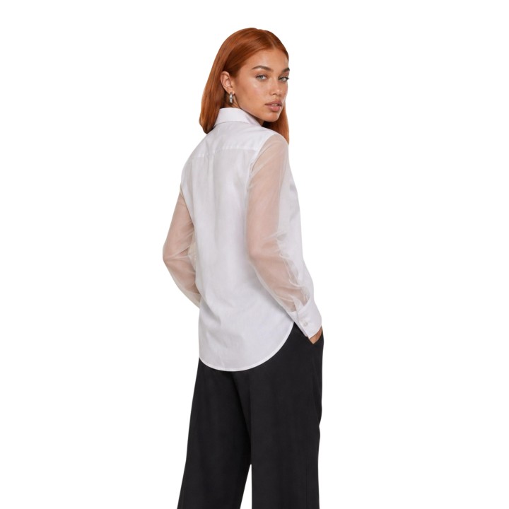 I am camisa de algodón blanca para mujer PE26038 vista posterior