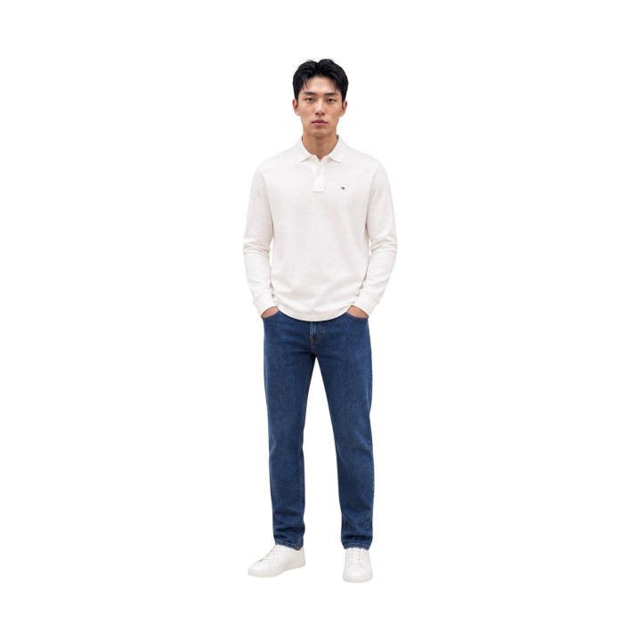 Tommy Hilfiger Jeans polo blanco de hombre DM0DM23630 vista frontal de cuerpo entero