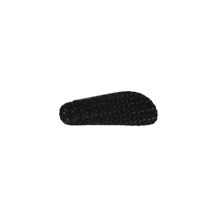 Detalle de la suela negra de las sandalias Birkenstock Arizona Emboss Animal 1032864