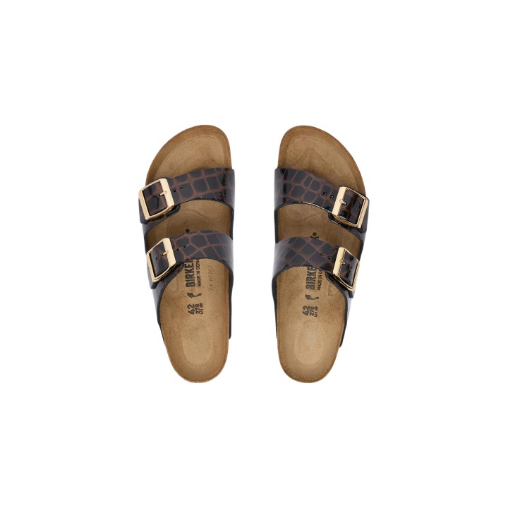 Detalle superior de las sandalias de mujer Birkenstock Arizona Emboss Animal 1032864 negras