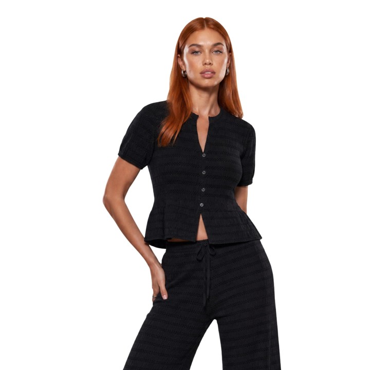 I am camisa de mujer negra de viscosa referencia 95177 vista frontal