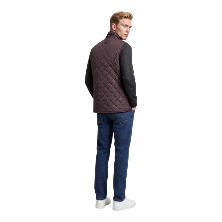Chaleco acolchado Barbour para hombre en marrón oscuro vista posterior