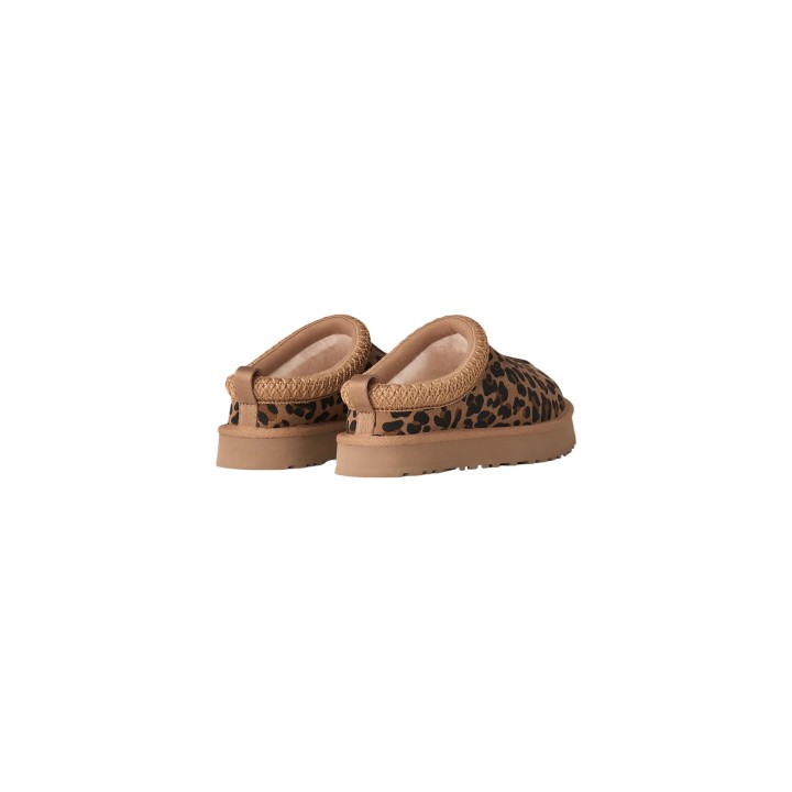 UGG K Tazz Spotted 1183570K-TAN zueco de mujer marrón con estampado de leopardo vista posterior
