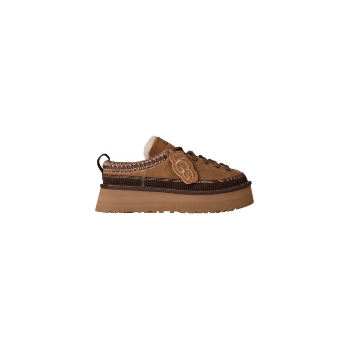 UGG Heritage Lace-Up Slipper 1180361 para mujer en ante marrón vista lateral