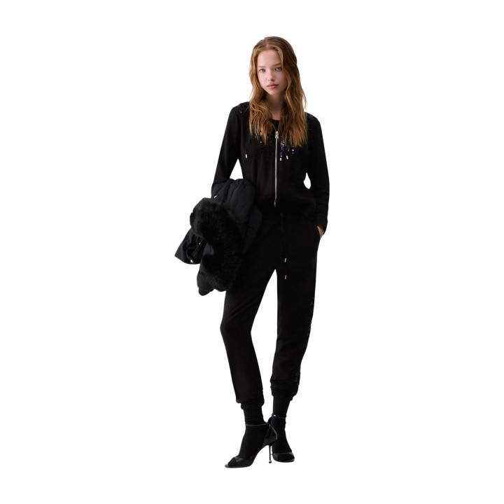 Sudadera Liu-Jo negra de mujer con capucha y lentejuelas vista frontal de cuerpo entero