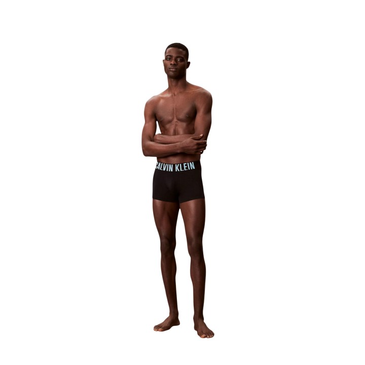 Calvin Klein Underwear bóxer de hombre negro con cintura gris vista frontal