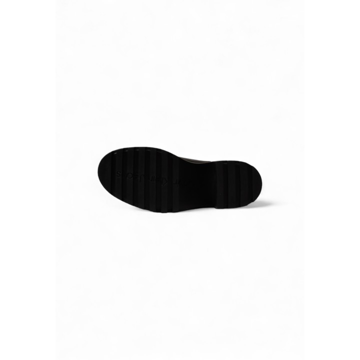 Suela negra dentada del botín Chelsea Calvin Klein YW0YW01547 vista de detalle