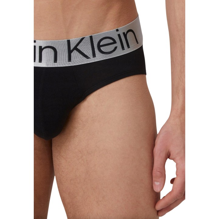 Calvin Klein Underwear slip negro de hombre detalle lateral