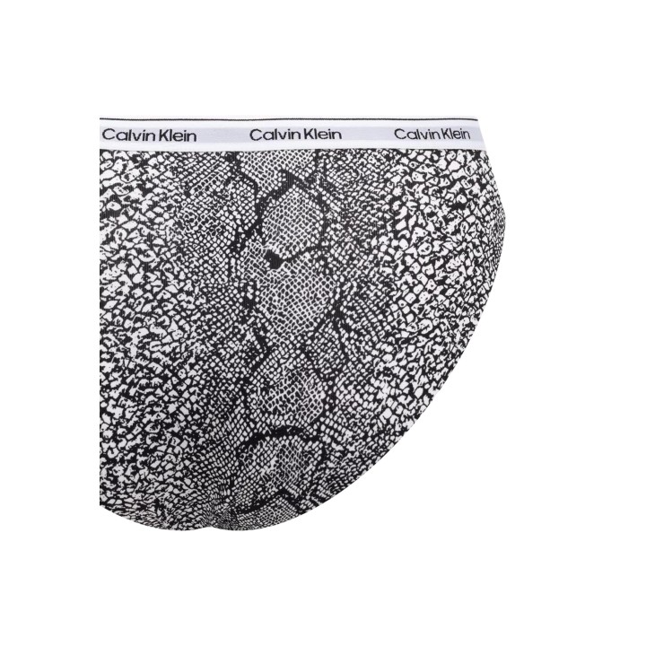 Detalle frontal del bikini estampado Calvin Klein de mujer LV00QD5207