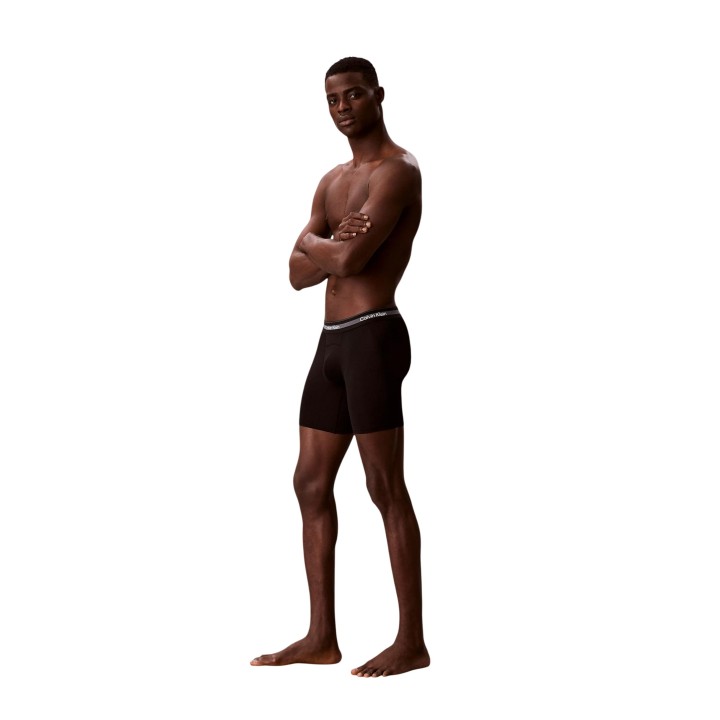 Calvin Klein Underwear bóxer largo de hombre negro vista de tres cuartos