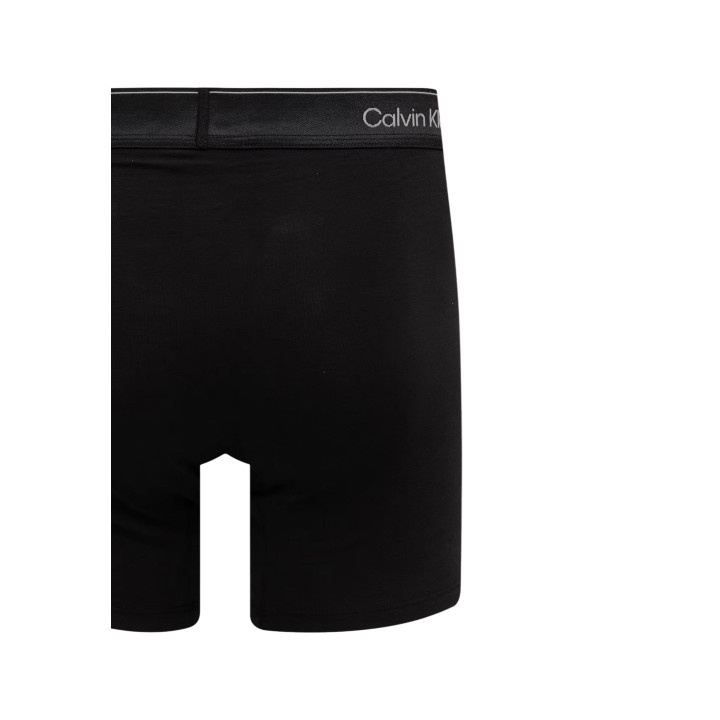 Detalle de bóxer Calvin Klein Underwear de hombre negro