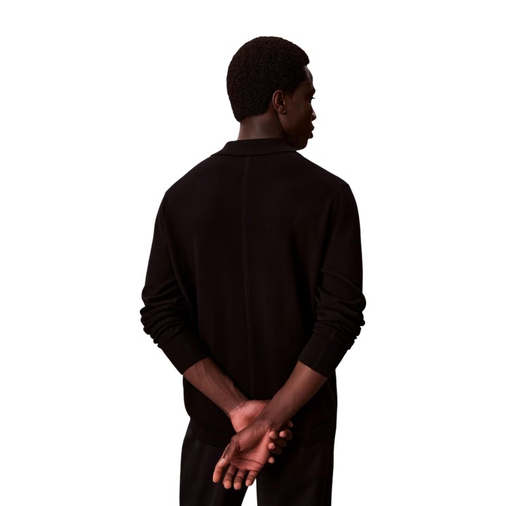 Jersey Calvin Klein negro para hombre vista posterior