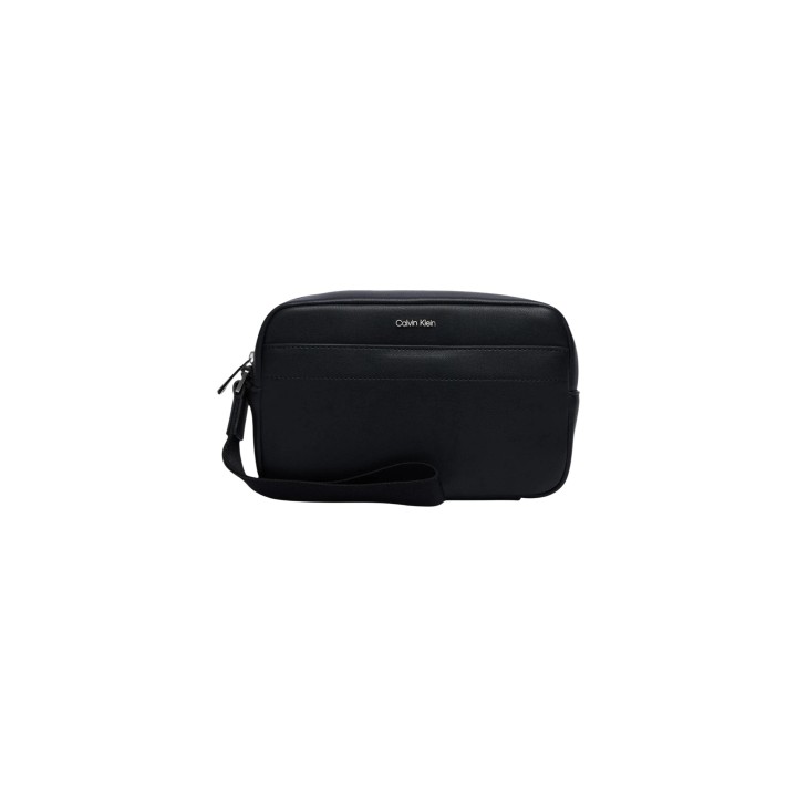 Calvin Klein bolso de hombre negro vista frontal referencia LV04D1277G