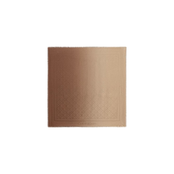 Pashmina Calvin Klein para mujer en beige oscuro vista frontal
