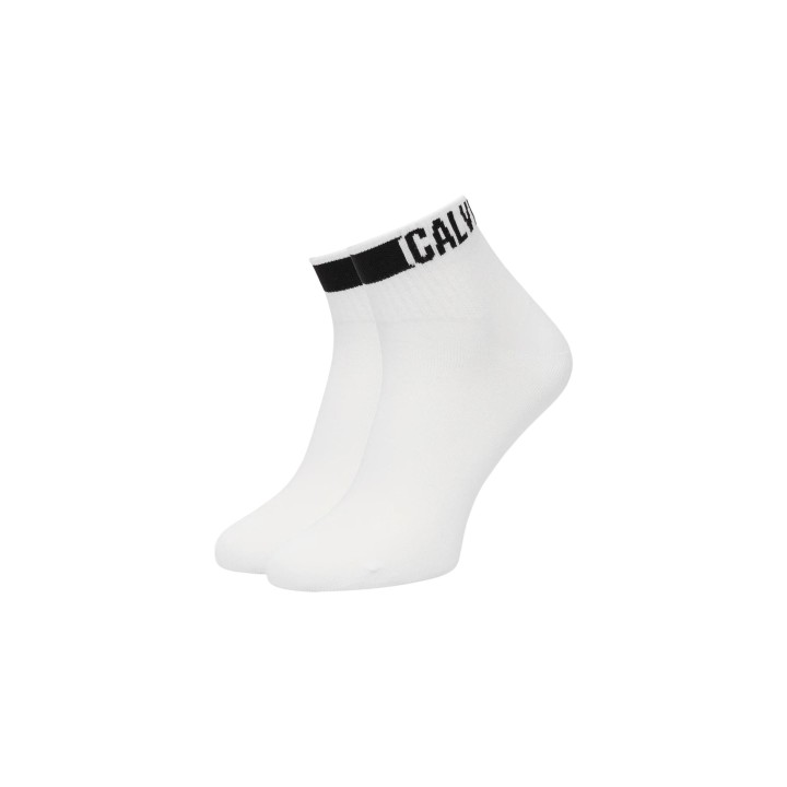 Calvin Klein calcetines cortos blancos para hombre 701241735 en vista de tres cuartos